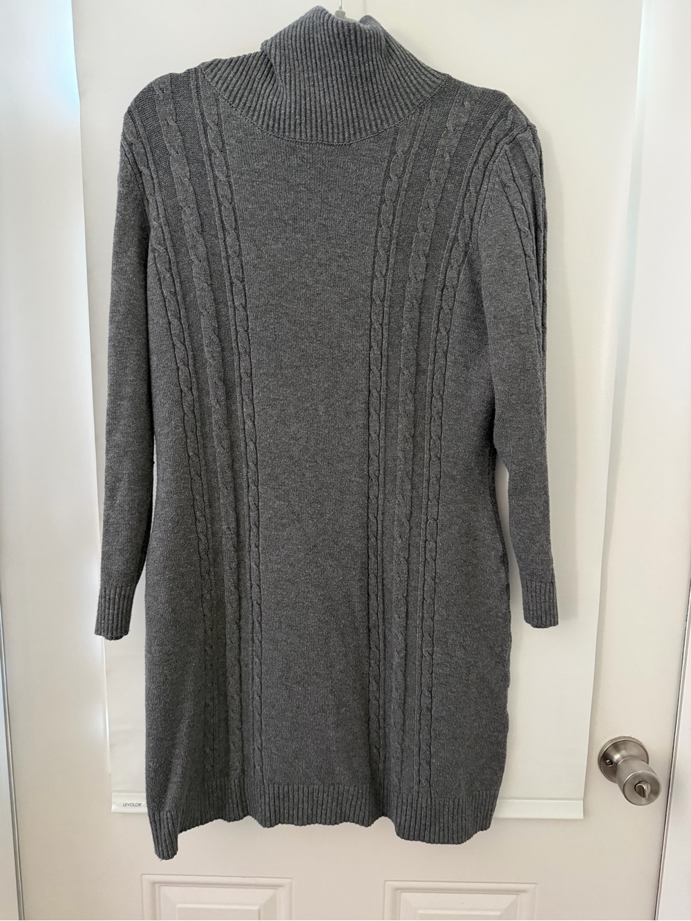 Francesca's Collections Gray Cable Knit Turtleneck Sweater Dress